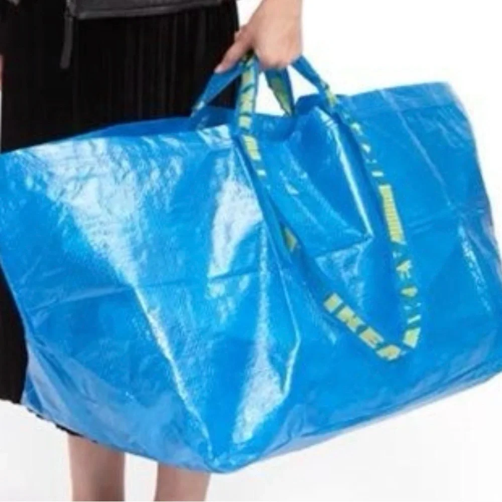 5 IKEA Blue Tote with Yellow Handles spring cleaning decluttering must have!